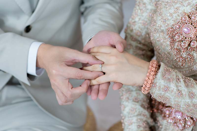 พิธีมงคลสมรสแบบไทย นนทบุรี พร้อมอุปกรณ์ในพิธีครบชุด The Sara Place